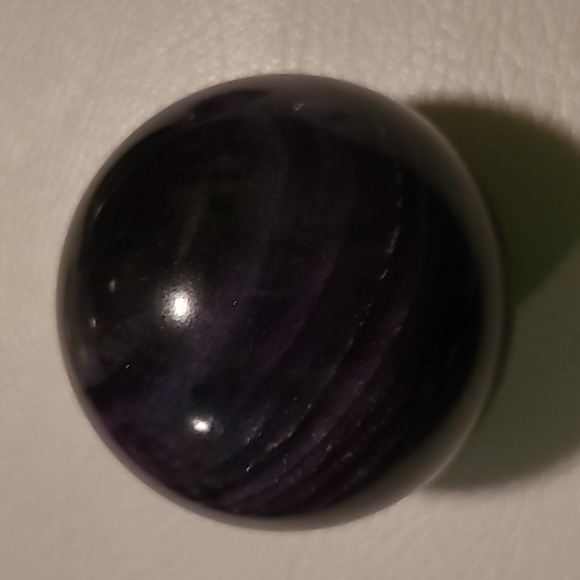 Silky fluorite crystal sphere - Picture 3 of 4
